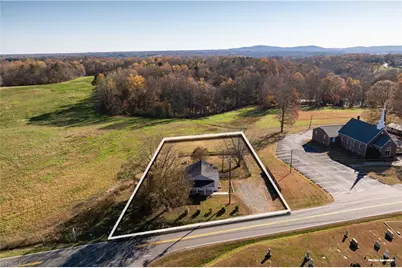 9589 Nc 268, Elkin, NC 28621 - Photo 4