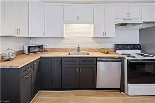 9589 NC-268, Elkin, NC 28621 - Photo 12