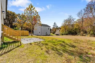 4503 Holland Rd, Greensboro, NC 27405 - Photo 36