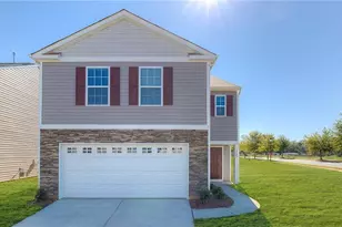 1625 Faircrest Ln, Greensboro, NC 27406 - Photo 1