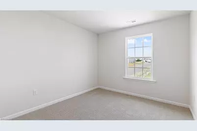 1627 Faircrest Lane, Greensboro, NC 27406 - Photo 12