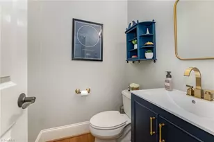 4910 Fox Chase Rd, Greensboro, NC 27410 - Photo 14