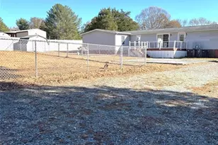 336 Jones Lake Rd, Reidsville, NC 27320 - Photo 18