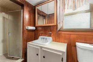 843 Crawford St, Winston-Salem, NC 27101 - Photo 18