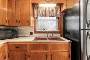 843 Crawford St, Winston-Salem, NC 27101 - Photo 8