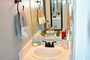 1707 N Main St, Mount Airy, NC 27030 - Photo 10