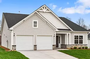 113 Lovefeast Dr, Advance, NC 27006 - Photo 2