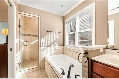 300 Gloucestershire Road, Winston-Salem, NC 27104 - Photo 16