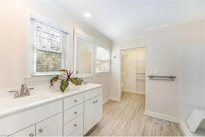 300 Gloucestershire Road, Winston-Salem, NC 27104 - Photo 20