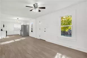 516 S Hamilton St, Eden, NC 27288 - Photo 14