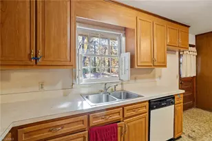 1227 Kingston Ridge Rd, Cary, NC 27511 - Photo 20