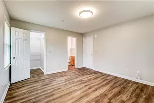 5934 Friendly Ave, Greensboro, NC 27410 - Photo 18