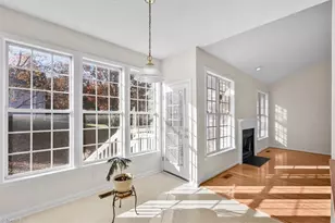 4603 Laurel Run Dr, Greensboro, NC 27410 - Photo 8