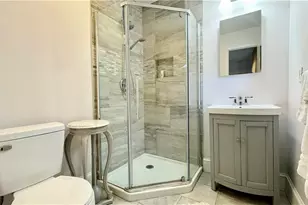 2505 Roland Rd, Greensboro, NC 27407 - Photo 10