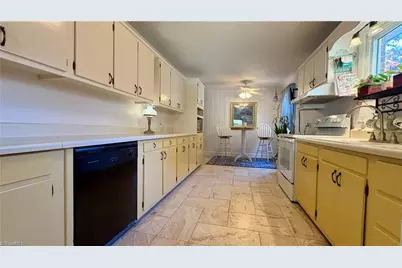 2505 Roland Road, Greensboro, NC 27407 - Photo 12