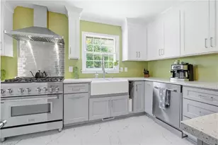 1804 Elkhart Dr, Greensboro, NC 27408 - Photo 4