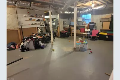 2305 Wilcox Drive, Greensboro, NC 27405 - Photo 8