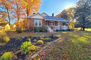 3606 Country Club Rd, Winston-Salem, NC 27104 - Photo 4