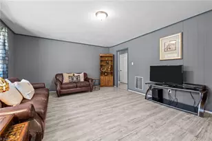 2507 Dumfries Rd, Greensboro, NC 27407 - Photo 28