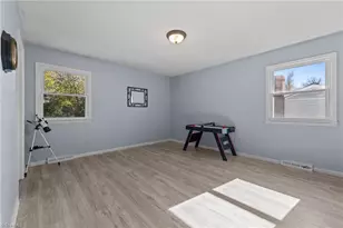 2507 Dumfries Rd, Greensboro, NC 27407 - Photo 16