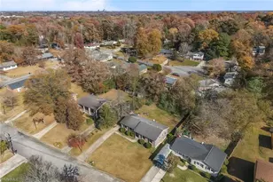 2507 Dumfries Rd, Greensboro, NC 27407 - Photo 42