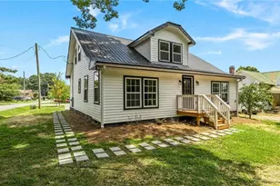 505 Hawfields Rd, Mebane, NC 27302 - Photo 2