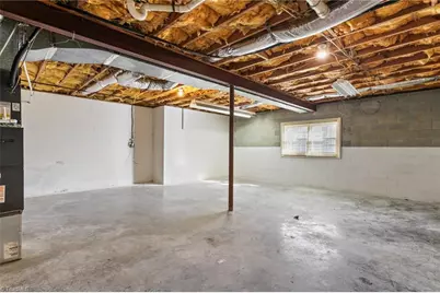 707 Willowmoore Avenue, Thomasville, NC 27360 - Photo 32