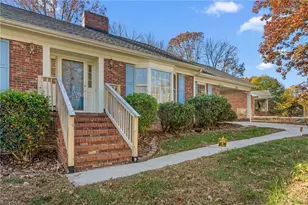 707 Willowmoore Ave, Thomasville, NC 27360 - Photo 4