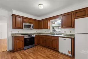 707 Willowmoore Ave, Thomasville, NC 27360 - Photo 12