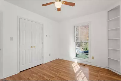 707 Willowmoore Avenue, Thomasville, NC 27360 - Photo 22