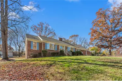 707 Willowmoore Avenue, Thomasville, NC 27360 - Photo 36