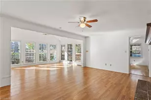 707 Willowmoore Ave, Thomasville, NC 27360 - Photo 2