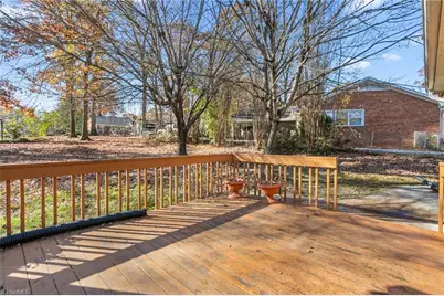 707 Willowmoore Avenue, Thomasville, NC 27360 - Photo 34