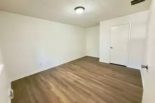 2913 Marthas Pl, Greensboro, NC 27408 - Photo 6