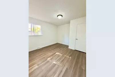 2913 Marthas Place, Greensboro, NC 27408 - Photo 8