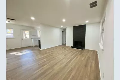 2913 Marthas Place, Greensboro, NC 27408 - Photo 2