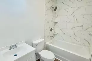 2913 Marthas Pl, Greensboro, NC 27408 - Photo 10