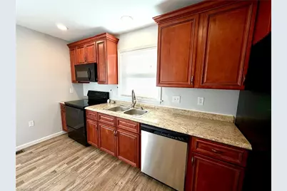 421 Sycamore Circle, Yadkinville, NC 27055 - Photo 8
