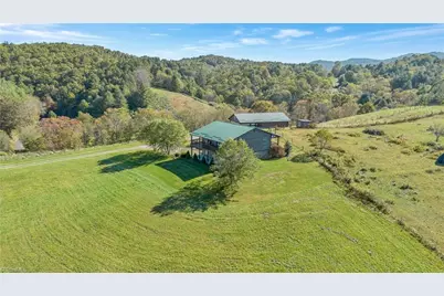 5550 Troutdale Hwy Road, Troutdale, VA 24378 - Photo 36