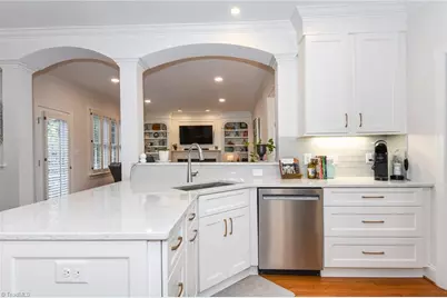 5810 Windhurst Court, Greensboro, NC 27410 - Photo 10