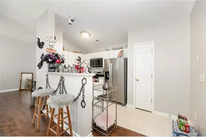 3698 Cotswold Avenue, Greensboro, NC 27410 - Photo 12