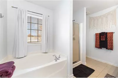 5621 Sycamore Glen Road, Greensboro, NC 27405 - Photo 18