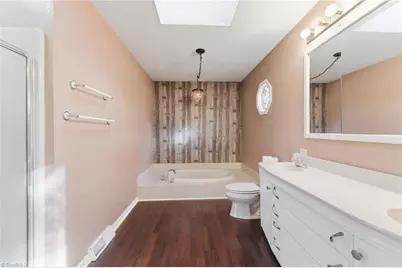 124 Ridgeway Lane, Lexington, NC 27295 - Photo 38