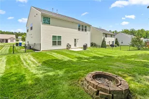 1041 Wisteria Dr, Elon, NC 27244 - Photo 14