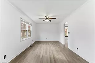 2540 Lockwood Dr, Winston-Salem, NC 27103 - Photo 14