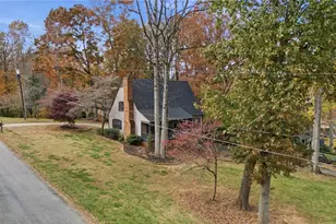 2540 Lockwood Dr, Winston-Salem, NC 27103 - Photo 46