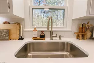 255 Shatley Orchard St, North Wilkesboro, NC 28659 - Photo 8