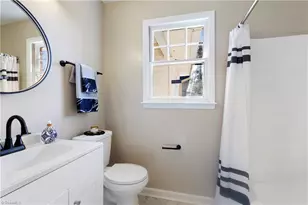 210 Forest Hill Ave, Winston-Salem, NC 27105 - Photo 12