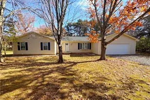 8313 Knight Village Cir, Stokesdale, NC 27357 - Photo 2