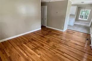 2307 Maywood St, Greensboro, NC 27403 - Photo 6